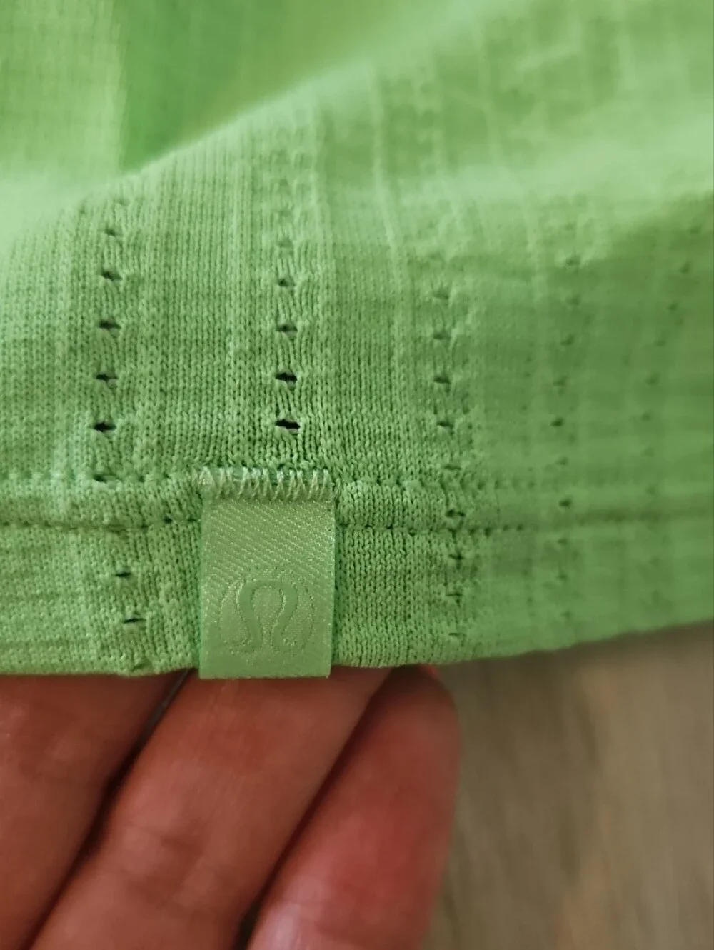 lululemon athletica lightweight lime
